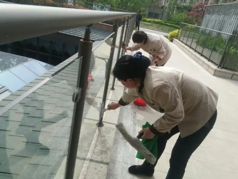 廠區(qū)物業(yè)保潔